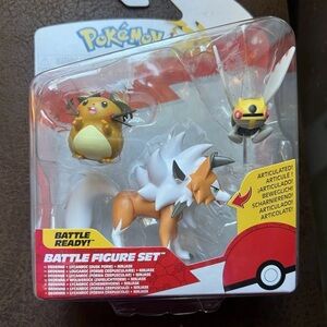 Pokemon Battle Figure Set - Yellow, Brown, White